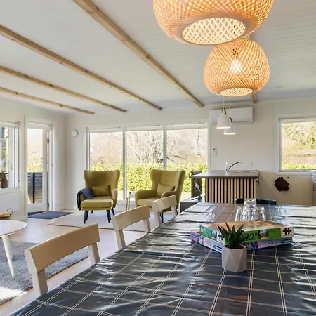 Semesterbostad In With Kitchen Nordborg