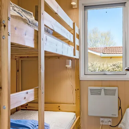 Semesterbostad In With Kitchen Nordborg