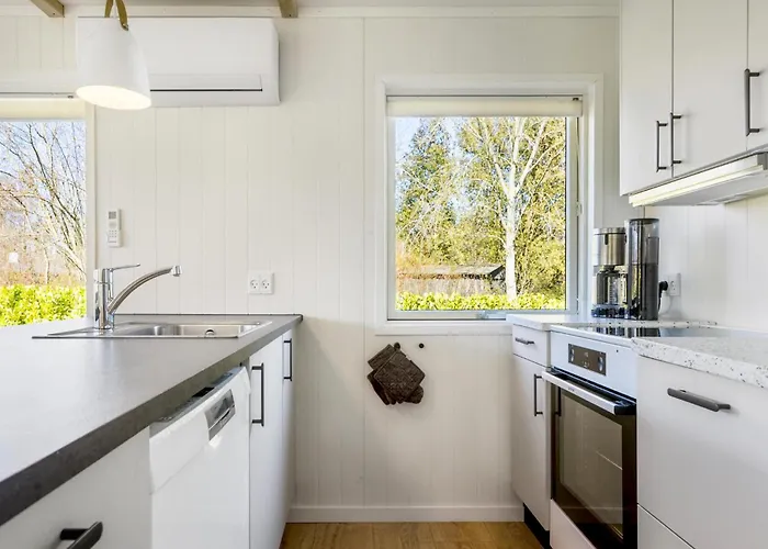 Holiday home In With Kitchen *